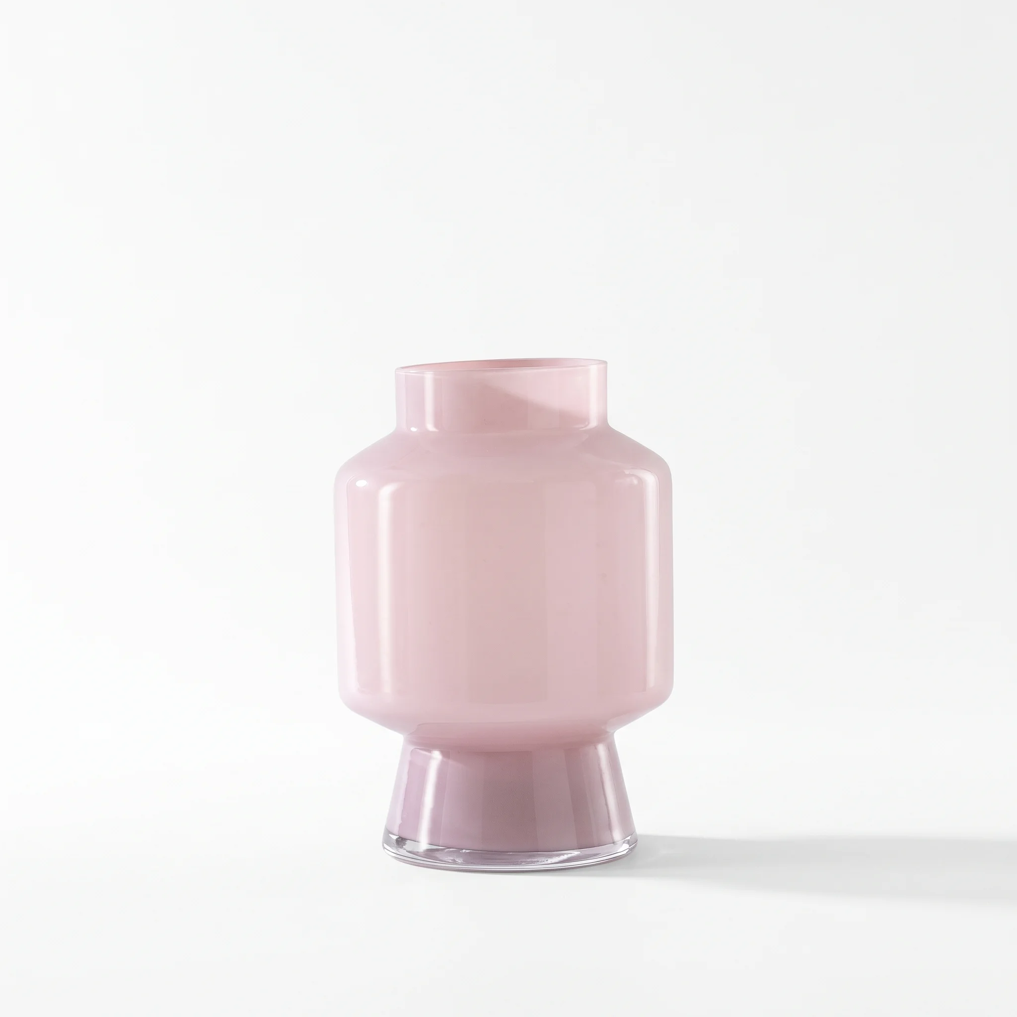 Piédouche Rose – Handblown Architectural Glass Vase