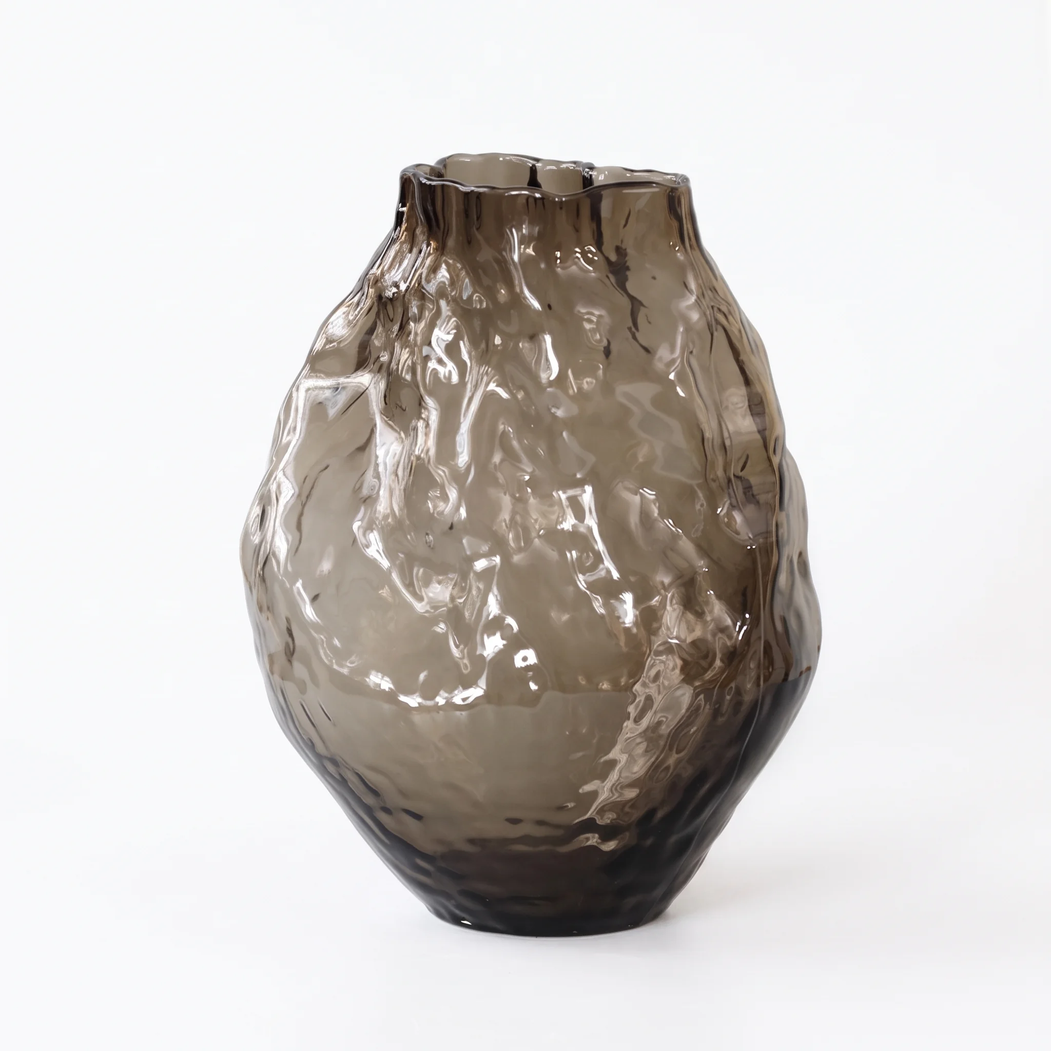 Texture Organique Fumée – Handblown Organic Textured Glass Vase
