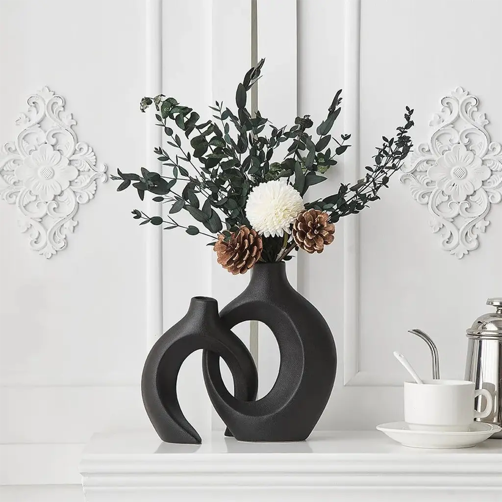 Lvases Snuggle Hollow Modern Ceramic Vase Set of 2, Mid Century Nordic Aesthetic Decorative Vase Decorative Vases for Home Table Decor (Matte Black)
