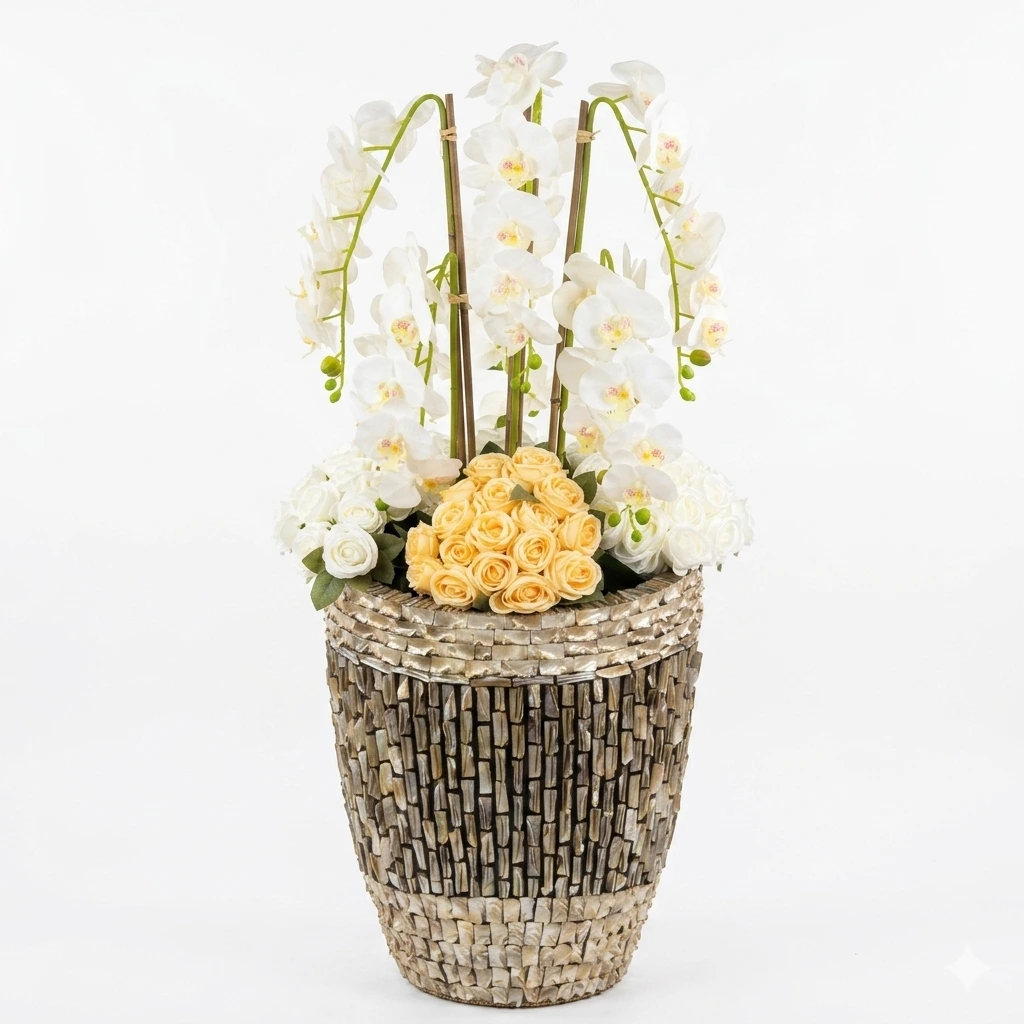 Seashell Shaped Fiberglass Planters, Large Floor Vases for Home, Creative Design, Epoxy Coated, European Style, With a selection of harmonious flowers