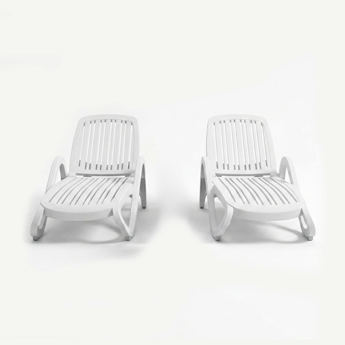 Outdoor Chaise Longues set for pool - 2-Piece - White