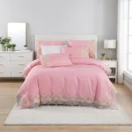 Ensemble de Literie en Coton Rose 6 Pièces Turkey Fashion avec Bordure en Dentelle Élégante - Housse de Couette, Drap-housse et 4 Taies d'Oreiller.