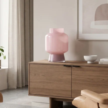 Piédouche Rose – Vase Architectural Artisanal en Verre Soufflé
