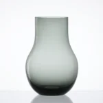 Goutte Fumée – Vase Organique Artisanal en Verre Soufflé – Image 2