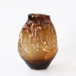 Vase Artisanal en Verre Soufflé à Texture Organique – Image 2