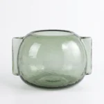 Vase Rond Artisanal en Verre Soufflé avec Poignées – Image 2