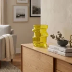 Vase Sculptural Artisanal en Verre Soufflé
